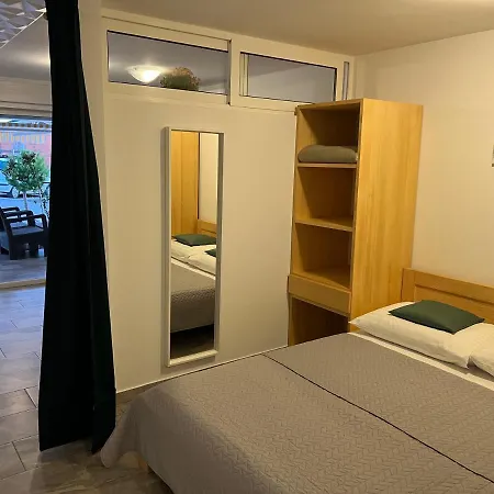 Apartment Apartmenthaus Suskovic Insel Krk Omisalj