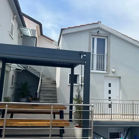 Apartmenthaus Suskovic Insel Krk Omisalj