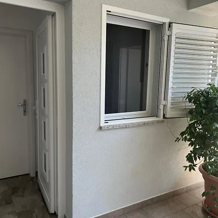 Apartmenthaus Suskovic Insel Krk 아파트 *